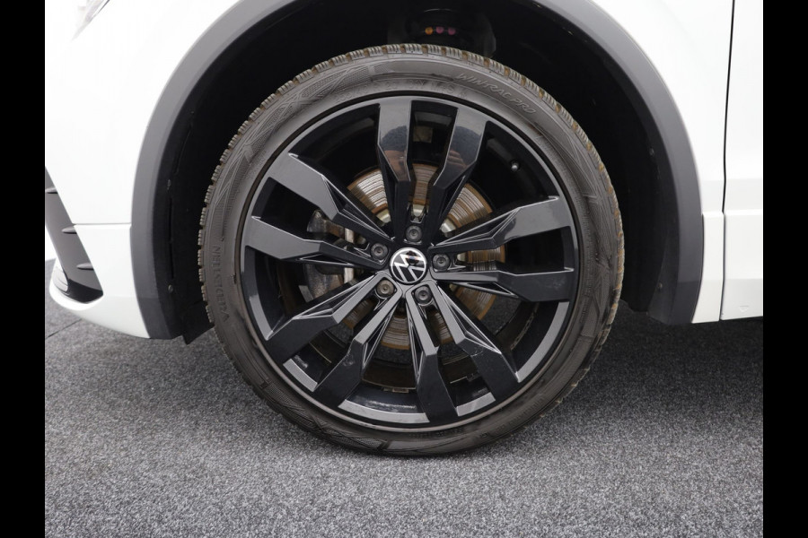 Volkswagen Tiguan 1.4 TSI eHybrid R-Line Business+ | 360 Camera | Panodak | 20'' | Keyless | Prijs Rijklaar!!