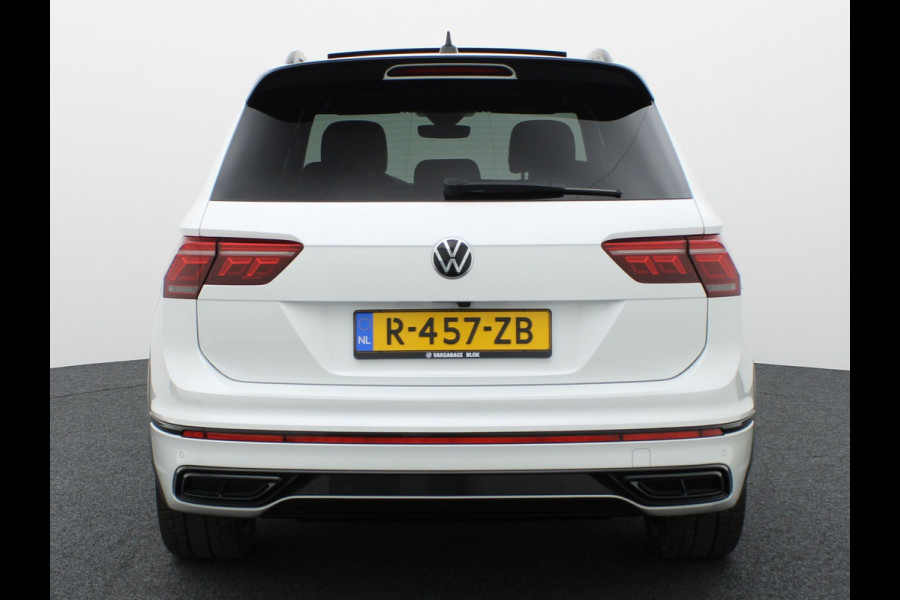 Volkswagen Tiguan 1.4 TSI eHybrid R-Line Business+ | 360 Camera | Panodak | 20'' | Keyless | Prijs Rijklaar!!