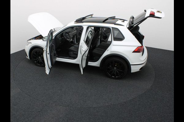 Volkswagen Tiguan 1.4 TSI eHybrid R-Line Business+ | 360 Camera | Panodak | 20'' | Keyless | Prijs Rijklaar!!