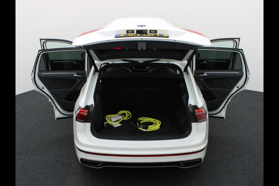 Volkswagen Tiguan 1.4 TSI eHybrid R-Line Business+ | 360 Camera | Panodak | 20'' | Keyless | Prijs Rijklaar!!