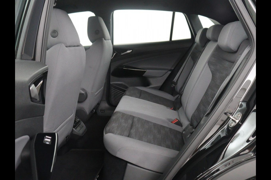 Volkswagen ID.4 Pro 77 kWh | SOH 95,4% | Adaptive cruise | Lane assist | Stuur/stoelverwarming | Climate control | Sfeerverlichting | Carplay | Park assist | 20" velgen