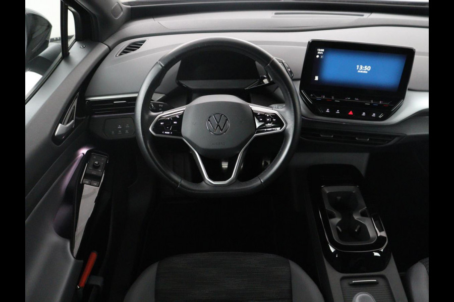 Volkswagen ID.4 Pro 77 kWh | SOH 95,4% | Adaptive cruise | Lane assist | Stuur/stoelverwarming | Climate control | Sfeerverlichting | Carplay | Park assist | 20" velgen