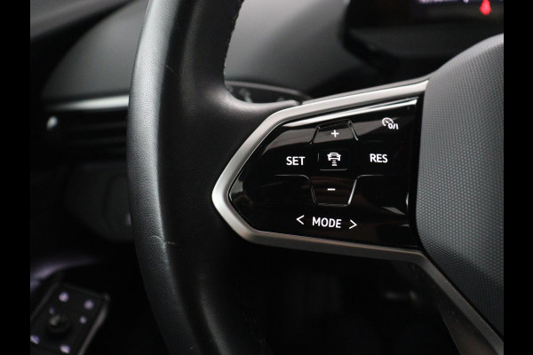 Volkswagen ID.4 Pro 77 kWh | SOH 95,4% | Adaptive cruise | Lane assist | Stuur/stoelverwarming | Climate control | Sfeerverlichting | Carplay | Park assist | 20" velgen