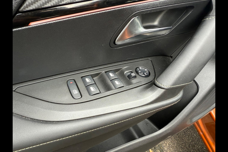 Peugeot 2008 1.2 PureTech GT Pack I Pano I Leer I Massage I Camera