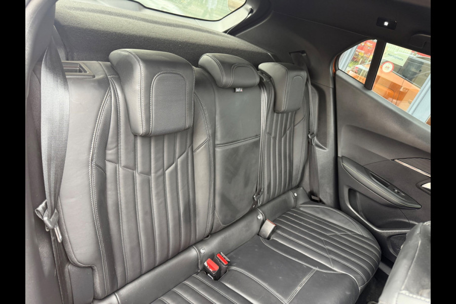 Peugeot 2008 1.2 PureTech GT Pack I Pano I Leer I Massage I Camera