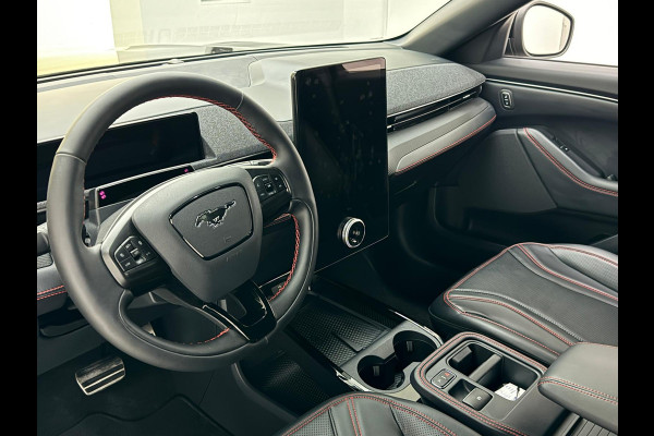 Ford Mustang Mach-E Extended Premium RWD 88 kWh