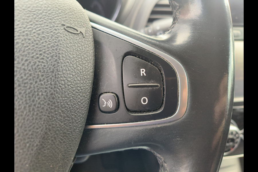 Renault Captur 0.9 TCe Intens Rijklaar + 12 maanden Bovag-garantie Henk Jongen Auto's in Helmond,  al 50 jaar service zoals 't hoort!