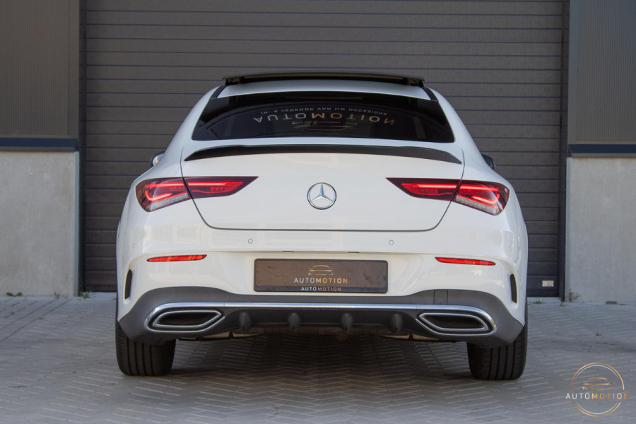 Mercedes-Benz CLA-Klasse 180 Business Solution AMG PANO CAMERA HUD LED STOELVERWARMING