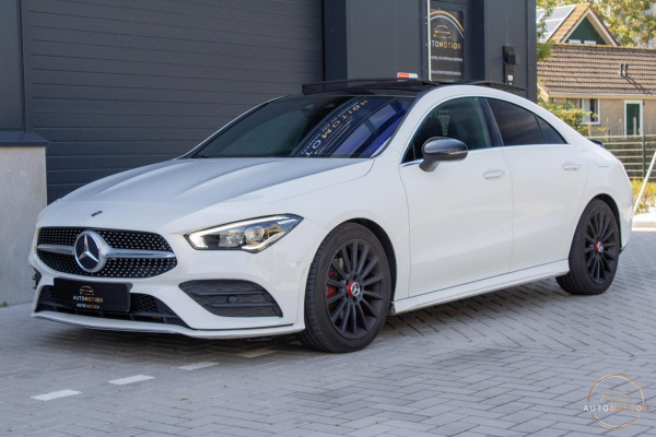 Mercedes-Benz CLA-Klasse 180 Business Solution AMG PANO CAMERA HUD LED STOELVERWARMING