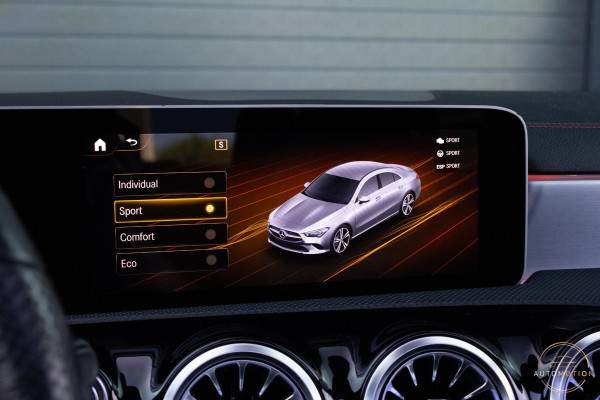 Mercedes-Benz CLA-Klasse 180 Business Solution AMG PANO CAMERA HUD LED STOELVERWARMING