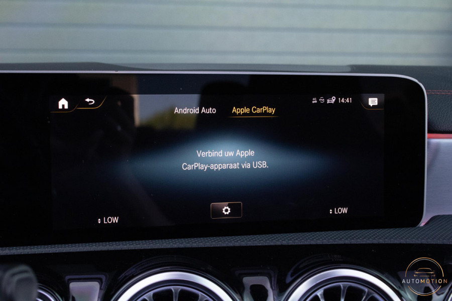 Mercedes-Benz CLA-Klasse 180 Business Solution AMG PANO CAMERA HUD LED STOELVERWARMING