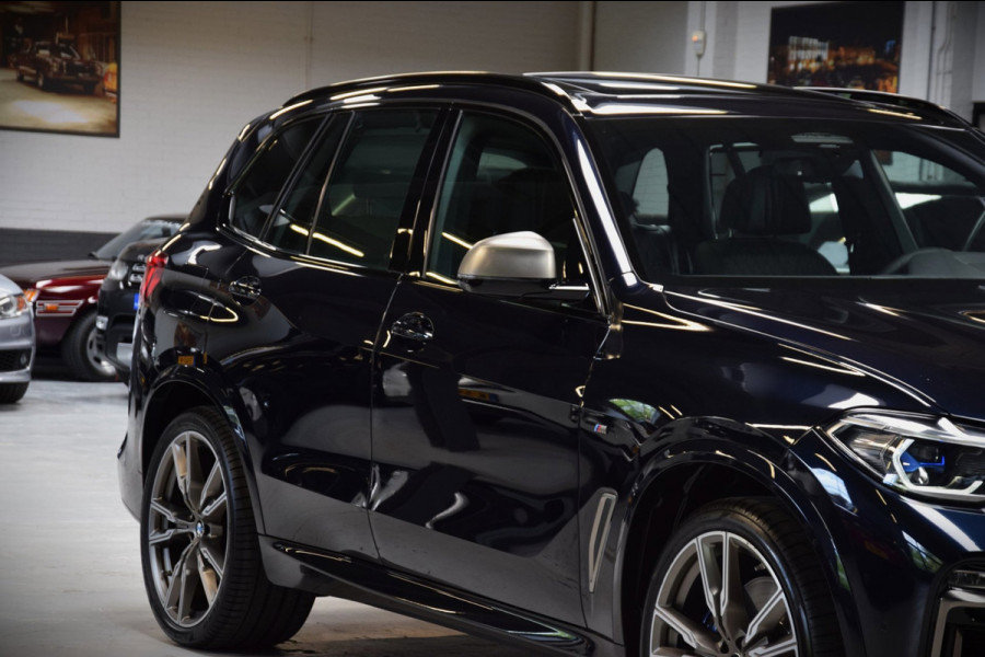 BMW X5 M50i V8 High Executive Navi|Leder|Dealer onderhouden|Massage|Swarovski|Sky-Lounge|531pk!!|ACC|Org.NL