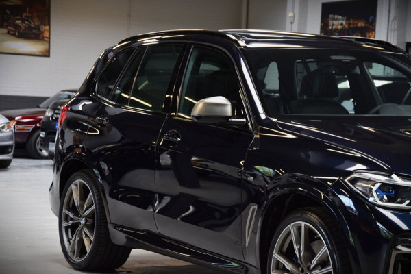 BMW X5 M50i V8 High Executive Navi|Leder|Dealer onderhouden|Massage|Swarovski|Sky-Lounge|531pk!!|ACC|Org.NL