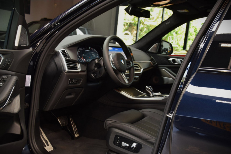 BMW X5 M50i V8 High Executive Navi|Leder|Dealer onderhouden|Massage|Swarovski|Sky-Lounge|531pk!!|ACC|Org.NL