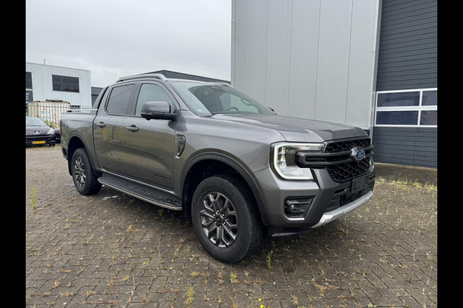 Ford Ranger 2.0 Super Cab EcoBlue Wildtrak | SCI | Rollertop | Trekhaak | Adaptive Cruise Control | Camera | BELLEN VOOR BEZICHTIGING