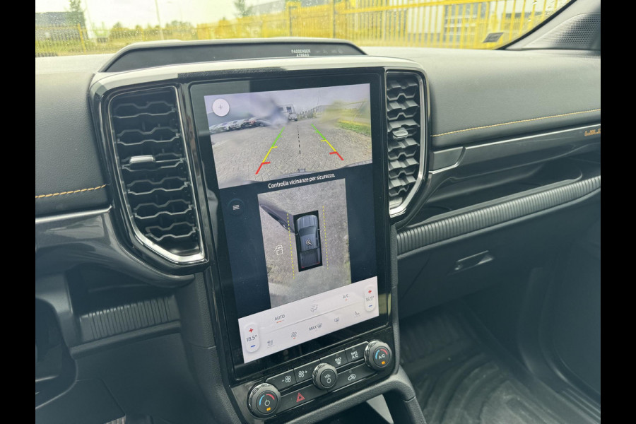 Ford Ranger 2.0 Super Cab EcoBlue Wildtrak | SCI | Rollertop | Trekhaak | Adaptive Cruise Control | Camera | BELLEN VOOR BEZICHTIGING