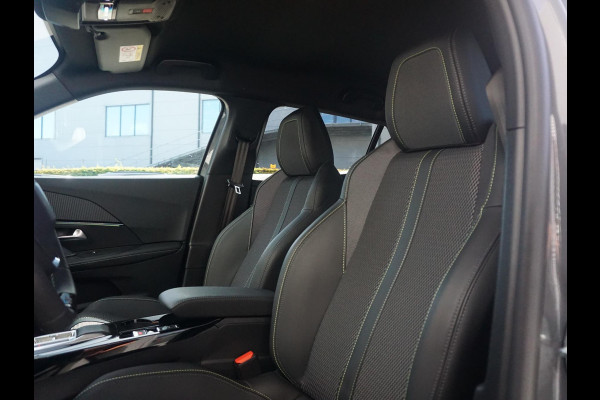 Peugeot e-2008 EV GT Avantage 54 kWh Carplay