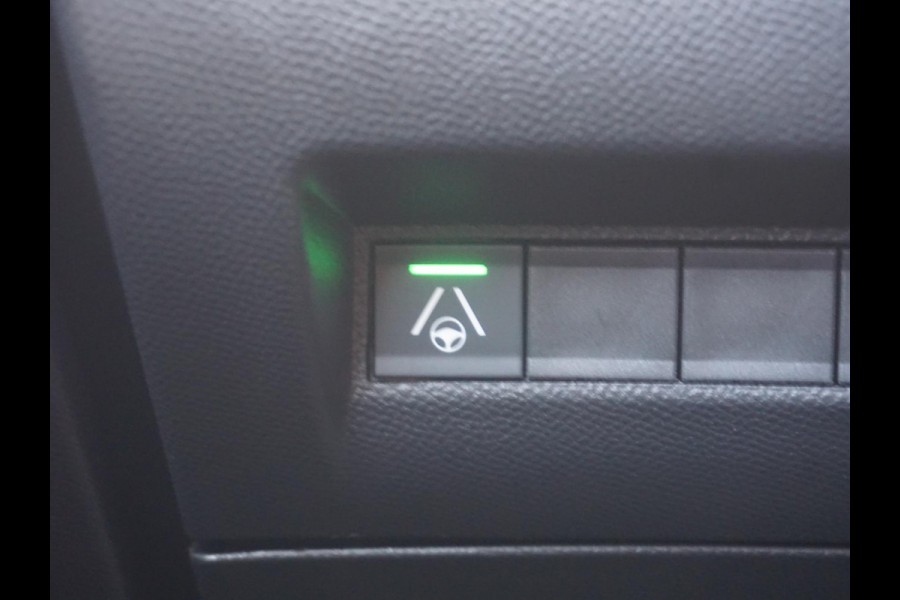 Peugeot e-2008 EV GT Avantage 54 kWh Carplay