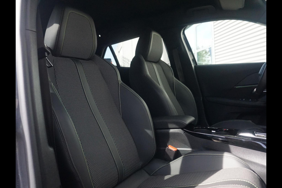 Peugeot e-2008 EV GT Avantage 54 kWh Carplay