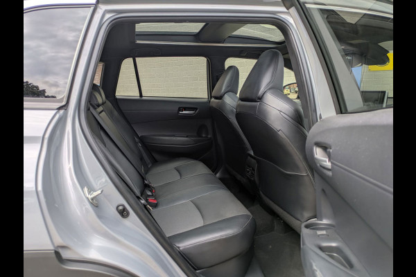 Toyota Corolla Cross Hybrid 200 Style|Panodak|Half-Leder|Adaptive-Cruise|Stoelverwarming|Blindspot|LED