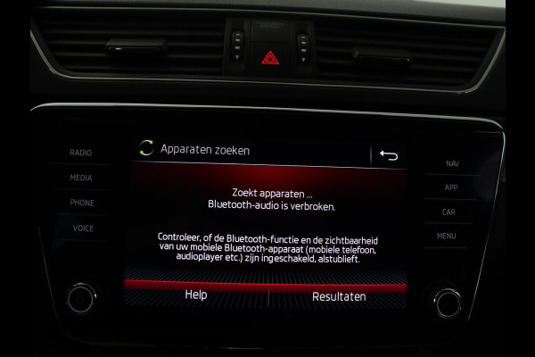 Škoda Superb Combi 1.5 TSI ACT Sportline Business | Leder/alcantara | Memory | Stoelverwarming | Virtueel dashboard | Park assist | Carplay | Navigatie | Climate control | Sfeerverlichting | Elektrische achterklep