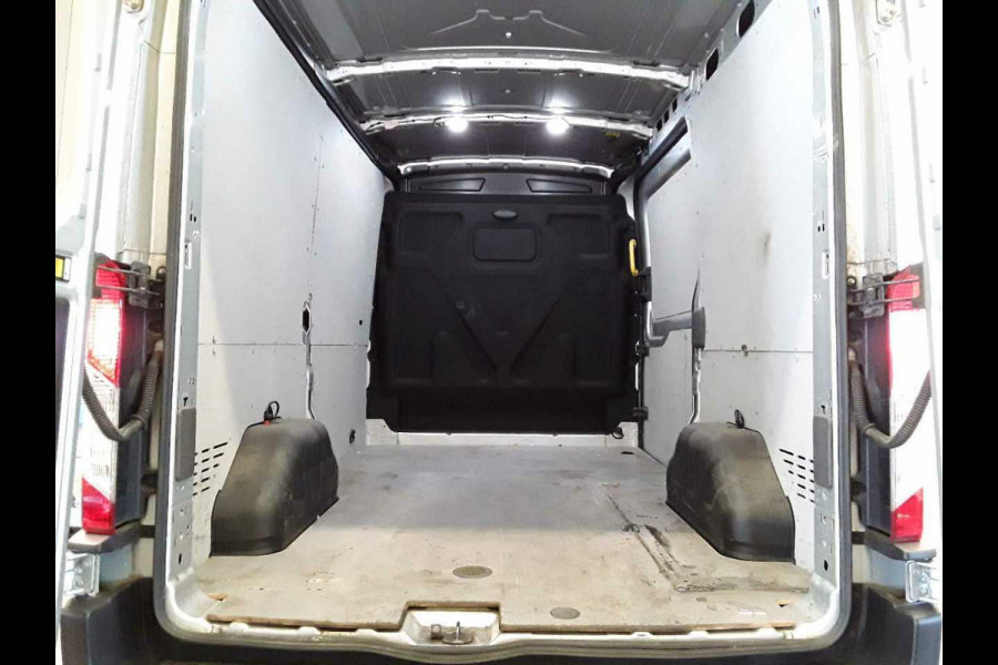Ford Transit 350 2.0 TDCI L2H2 Trend Betimmerde Laadruimte | Verwarmde Voorruit | Cruise Control |