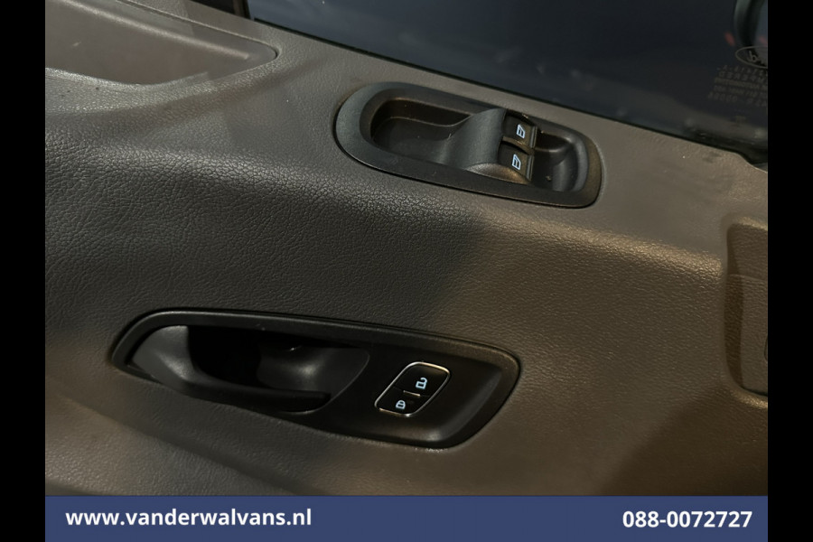 Ford Transit 2.0 TDCI 130pk L4H3 Euro6 Airco | Camera | Cruisecontrol | Verwarmde voorruit | Parkeersensoren, Bijrijdersbank