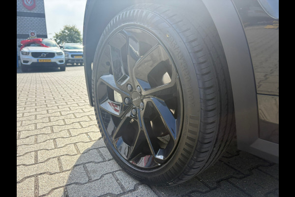 Lynk & Co 01 1.5 PHEV 261PK AUTOMAAT BLACK EDITION (RIJKLAARPRIJS/BOVAG)