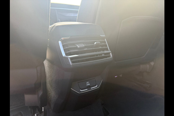 Lynk & Co 01 1.5 PHEV 261PK AUTOMAAT BLACK EDITION (RIJKLAARPRIJS/BOVAG)