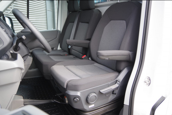 Volkswagen Crafter 50 2.0 TDI L4 DUBBELLUCHT, OPEN LAADBAK N1! 3.5T TREKHAAK, 165PK AUT. NIEUW! CARPLAY, CRUISE, AIRCO, DAB, OPENLAADBAK, PICKUP, P