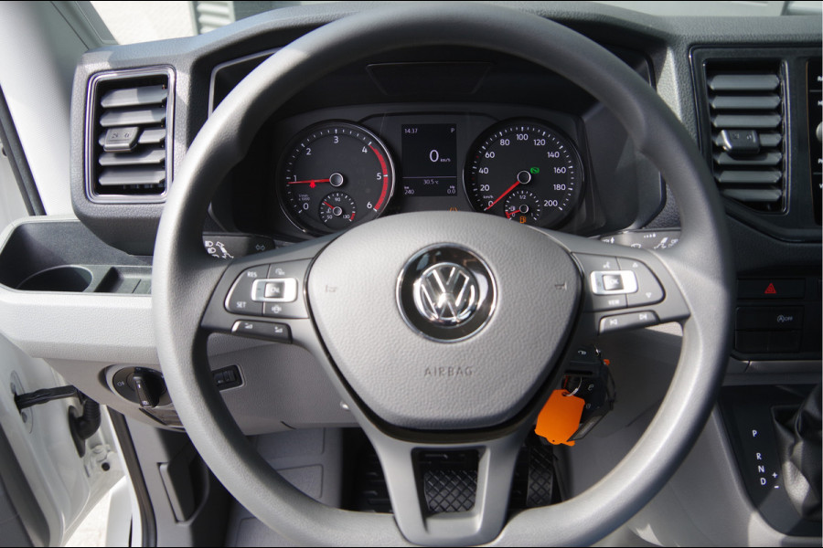 Volkswagen Crafter 50 2.0 TDI L4 DUBBELLUCHT, OPEN LAADBAK N1! 3.5T TREKHAAK, 165PK AUT. NIEUW! CARPLAY, CRUISE, AIRCO, DAB, OPENLAADBAK, PICKUP, P