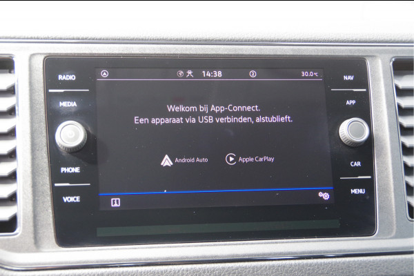 Volkswagen Crafter 50 2.0 TDI L4 DUBBELLUCHT, OPEN LAADBAK N1! 3.5T TREKHAAK, 165PK AUT. NIEUW! CARPLAY, CRUISE, AIRCO, DAB, OPENLAADBAK, PICKUP, P