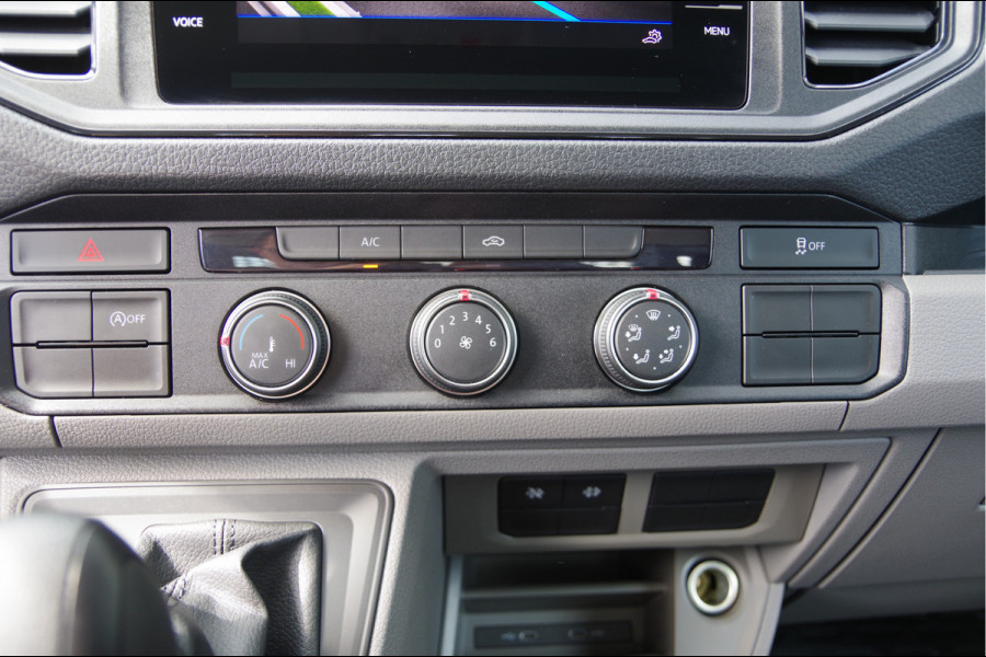 Volkswagen Crafter 50 2.0 TDI L4 DUBBELLUCHT, OPEN LAADBAK N1! 3.5T TREKHAAK, 165PK AUT. NIEUW! CARPLAY, CRUISE, AIRCO, DAB, OPENLAADBAK, PICKUP, P