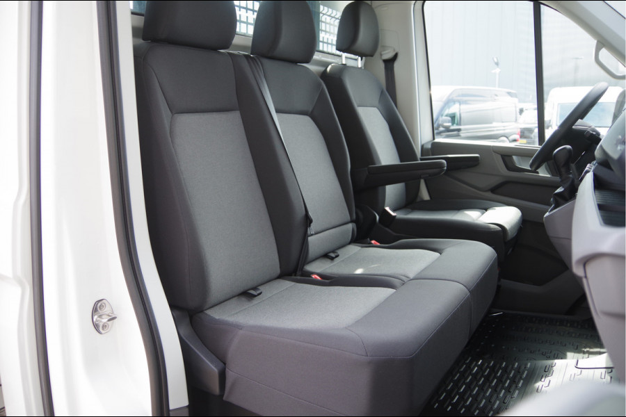 Volkswagen Crafter 50 2.0 TDI L4 DUBBELLUCHT, OPEN LAADBAK N1! 3.5T TREKHAAK, 165PK AUT. NIEUW! CARPLAY, CRUISE, AIRCO, DAB, OPENLAADBAK, PICKUP, P