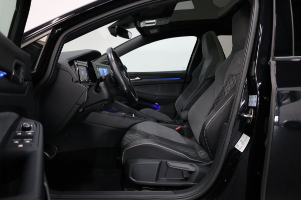 Volkswagen Golf 1.5 eTSI R-Line IQ+LED/VIRTUAL/SFEER/ALCANTARA+S.VERWARMING+MASSAGE/18" LMVCAM/ACC/ECC/12 MDN GARANTIE!