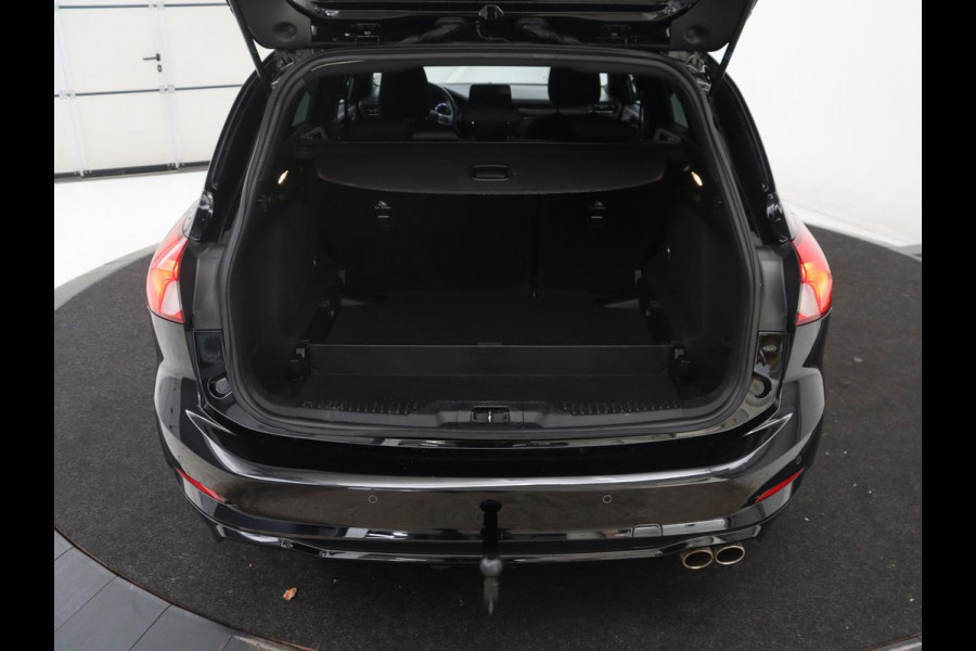 Ford Focus Wagon 1.5 EcoBoost ST Line Business | Bang & Olufsen | Cruise control | Navigatie | Bluetooth | Park assist | Climate control | Trekhaak