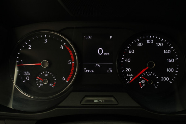 Volkswagen Crafter 35 2.0 TDI DSG L2H2 3-Zits, Camera, ACC, Apple Carplay, Airco, Luchtgeveerde Stoel, LED