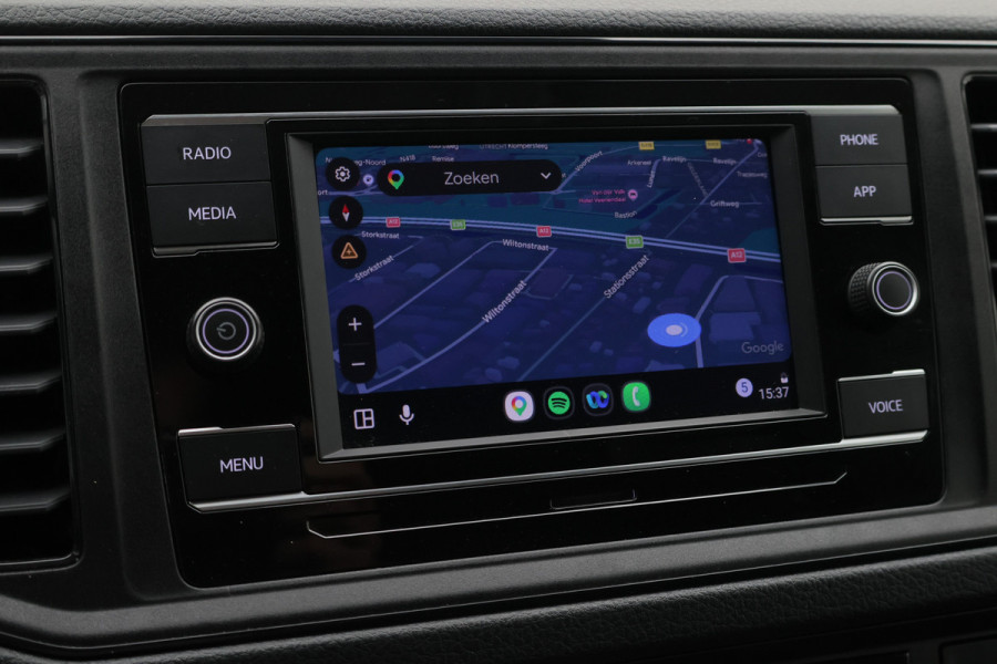 Volkswagen Crafter 35 2.0 TDI DSG L2H2 3-Zits, Camera, ACC, Apple Carplay, Airco, Luchtgeveerde Stoel, LED