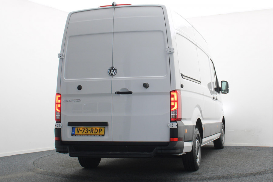 Volkswagen Crafter 35 2.0 TDI DSG L2H2 3-Zits, Camera, ACC, Apple Carplay, Airco, Luchtgeveerde Stoel, LED