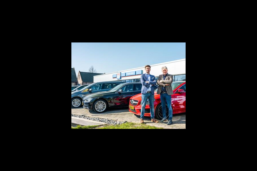 Jeep Avenger 1.2 e-Hybrid Longitude ADAPTIEVE CRUISE/NAVIGATIE/GROOT INSTRUMENTENPANEEL 10,25"