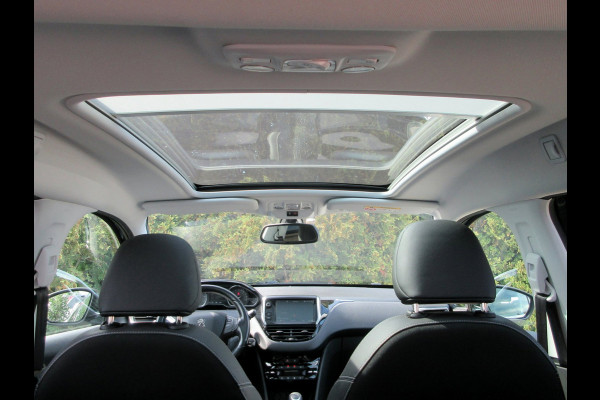 Peugeot 2008 1.2 PureTech Allure Automaat * Navi * Pano.dak *