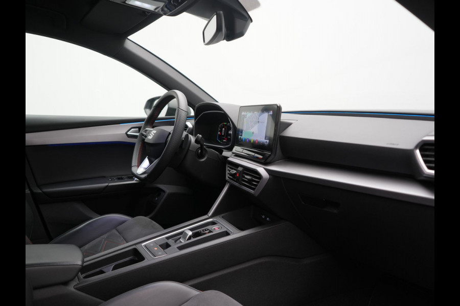 Seat Leon 1.4 TSI eHybrid FR PHEV 204pk Dealer O.H. | Adaptive Cruise | Camera | Alcantara Sportstoelen Memory & Verwarmd | Matrix LED | Adaptive Onderstel | Stuur Verwarmd | Sfeerverlichting | Apple Carplay | Navigatie | DAB | Plug In Hybrid |