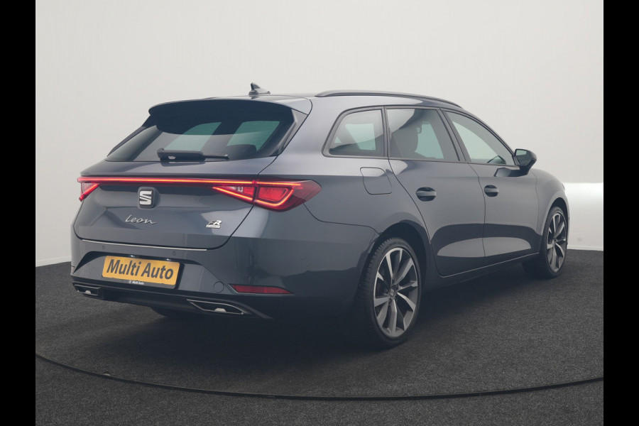 Seat Leon 1.4 TSI eHybrid FR PHEV 204pk Dealer O.H. | Adaptive Cruise | Camera | Alcantara Sportstoelen Memory & Verwarmd | Matrix LED | Adaptive Onderstel | Stuur Verwarmd | Sfeerverlichting | Apple Carplay | Navigatie | DAB | Plug In Hybrid |