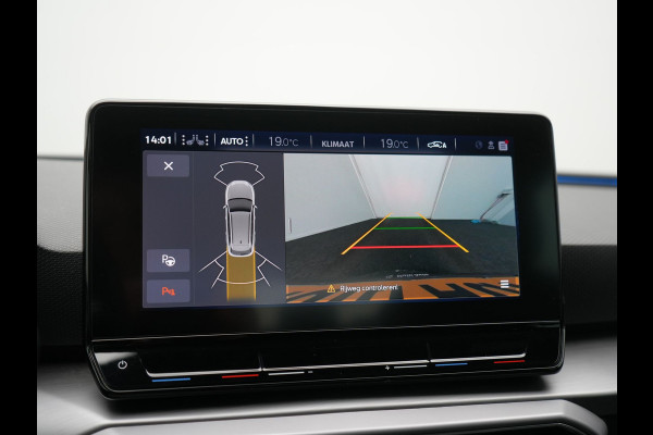 Seat Leon 1.4 TSI eHybrid FR PHEV 204pk Dealer O.H. | Adaptive Cruise | Camera | Alcantara Sportstoelen Memory & Verwarmd | Matrix LED | Adaptive Onderstel | Stuur Verwarmd | Sfeerverlichting | Apple Carplay | Navigatie | DAB | Plug In Hybrid |