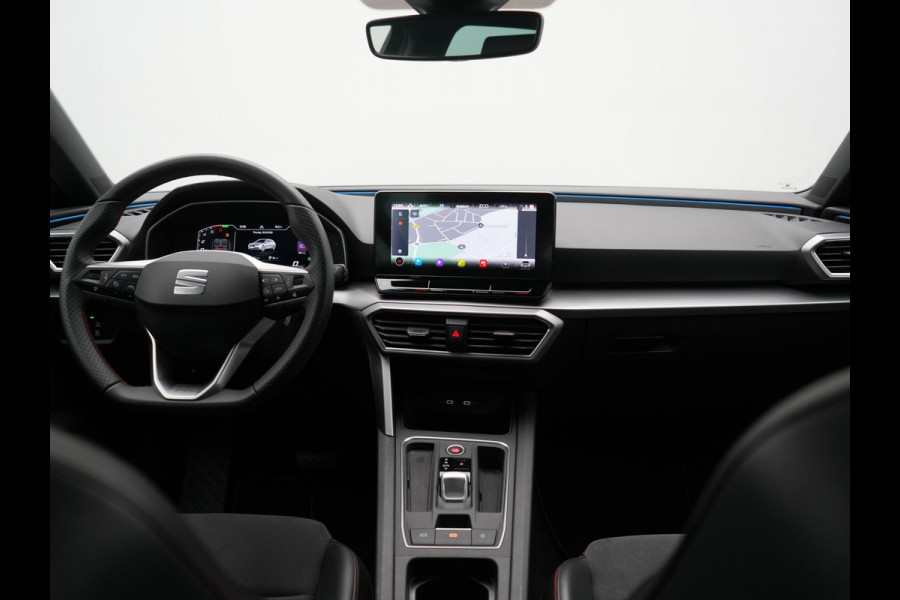 Seat Leon 1.4 TSI eHybrid FR PHEV 204pk Dealer O.H. | Adaptive Cruise | Camera | Alcantara Sportstoelen Memory & Verwarmd | Matrix LED | Adaptive Onderstel | Stuur Verwarmd | Sfeerverlichting | Apple Carplay | Navigatie | DAB | Plug In Hybrid |