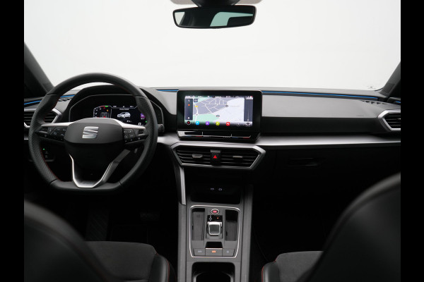 Seat Leon 1.4 TSI eHybrid FR PHEV 204pk Dealer O.H. | Adaptive Cruise | Camera | Alcantara Sportstoelen Memory & Verwarmd | Matrix LED | Adaptive Onderstel | Stuur Verwarmd | Sfeerverlichting | Apple Carplay | Navigatie | DAB | Plug In Hybrid |