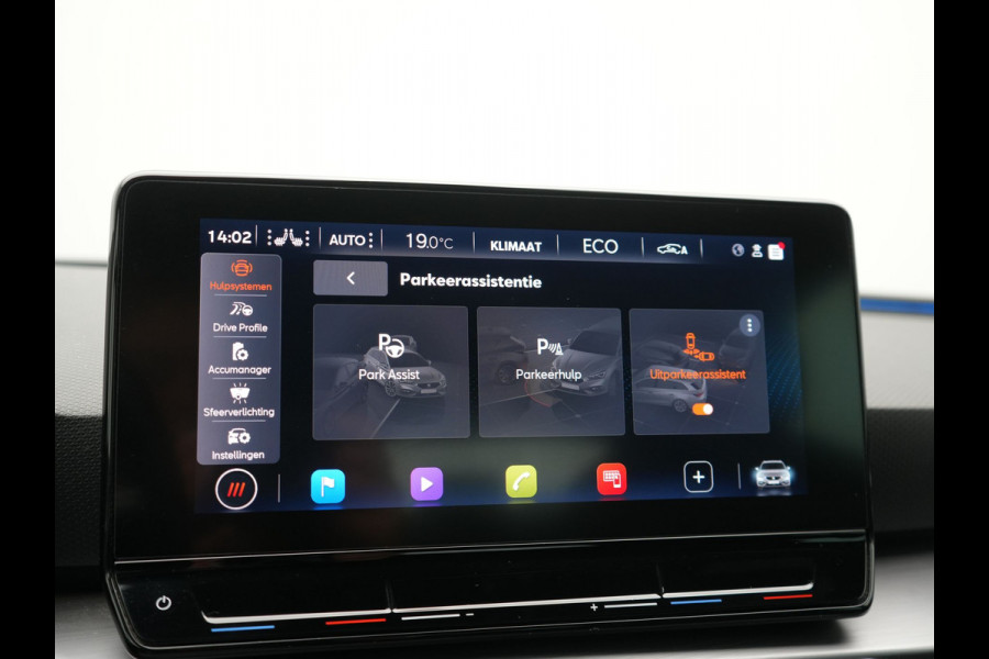 Seat Leon 1.4 TSI eHybrid FR PHEV 204pk Dealer O.H. | Adaptive Cruise | Camera | Alcantara Sportstoelen Memory & Verwarmd | Matrix LED | Adaptive Onderstel | Stuur Verwarmd | Sfeerverlichting | Apple Carplay | Navigatie | DAB | Plug In Hybrid |
