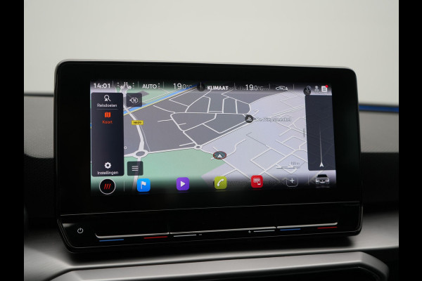 Seat Leon 1.4 TSI eHybrid FR PHEV 204pk Dealer O.H. | Adaptive Cruise | Camera | Alcantara Sportstoelen Memory & Verwarmd | Matrix LED | Adaptive Onderstel | Stuur Verwarmd | Sfeerverlichting | Apple Carplay | Navigatie | DAB | Plug In Hybrid |