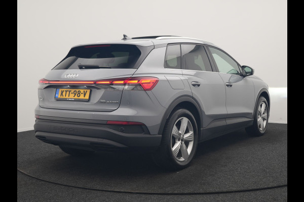 Audi Q4 e-tron 35 Advanced edition 55 kWh 170pk Dealer O.H. | SOH 91.9% | Panodak | Adaptive Cruise | Camera | Sonos Audio | Matrix LED | Sportstoelen Verwarmd | Apple Carplay | Sfeerverlichting | DAB | Virtual | 19"L.M |