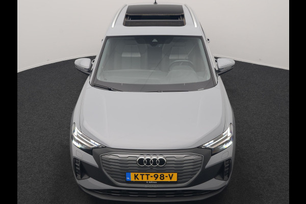Audi Q4 e-tron 35 Advanced edition 55 kWh 170pk Dealer O.H. | SOH 91.9% | Panodak | Adaptive Cruise | Camera | Sonos Audio | Matrix LED | Sportstoelen Verwarmd | Apple Carplay | Sfeerverlichting | DAB | Virtual | 19"L.M |